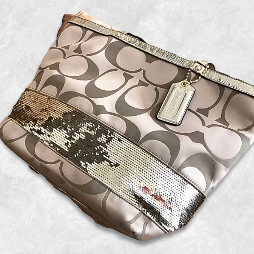 Coach F17574 Signature Tote Bag Functional Interior Sequin Stripe Beige/Gold OS